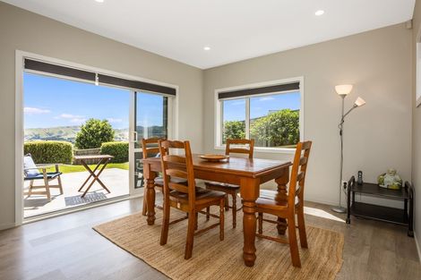 Photo of property in 2 Pacific View, Whitby, Porirua, 5024