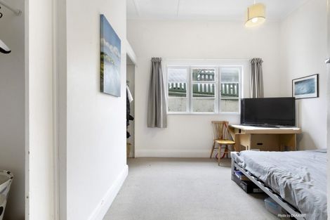 Photo of property in 95 Roxburgh Street, Mount Victoria, Wellington, 6011