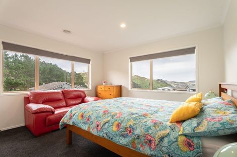 Photo of property in 21 Winsley Terrace, Churton Park, Wellington, 6037