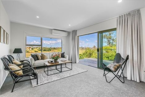 Photo of property in 3/25 Waitemata Road, Hauraki, Auckland, 0622