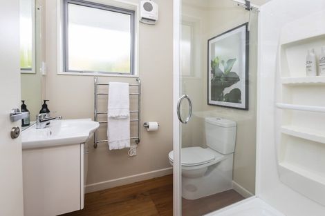 Photo of property in 76a Puriri Street, Riccarton, Christchurch, 8041