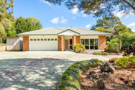 Photo of property in 4 Cloverfields Drive, Waimauku, 0812