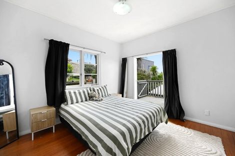 Photo of property in 36 Forest Lake Road, Forest Lake, Hamilton, 3200
