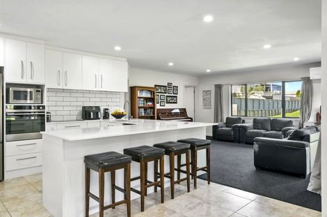 Photo of property in 2/29 Sunset Street, Hilltop, Taupo, 3330