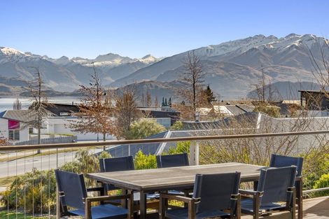 Photo of property in 6 Clearview Street, Wanaka, 9305
