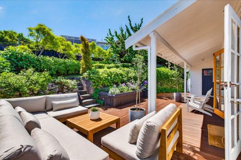 Photo of property in 12 Guys Hill Road, Hospital Hill, Napier, 4110