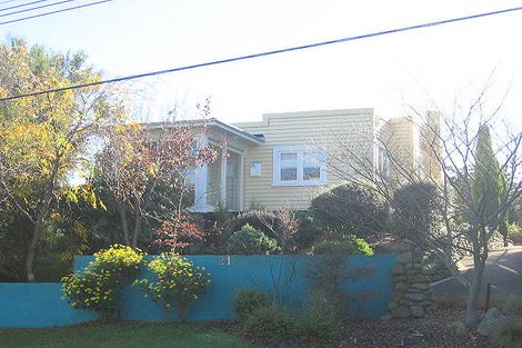 Photo of property in 21 Percival Road, Paraparaumu Beach, Paraparaumu, 5032