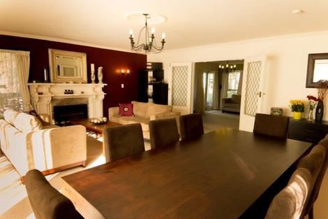 Photo of property in 1 Churton Drive, Churton Park, Wellington, 6037