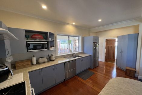 Photo of property in 29 Argentine Avenue, Miramar, Wellington, 6022