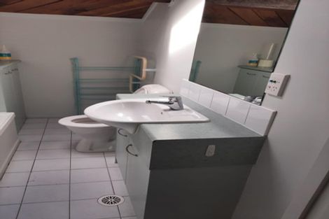 Photo of property in Metro Apartments, 22/220u Thorndon Quay, Pipitea, Wellington, 6011