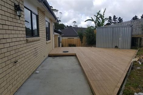 Photo of property in 25 Gordon Stanley Drive, Massey, Auckland, 0614