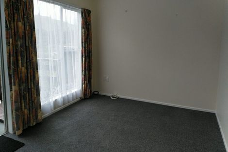 Photo of property in 7a Lincoln Grove, Wainuiomata, Lower Hutt, 5014