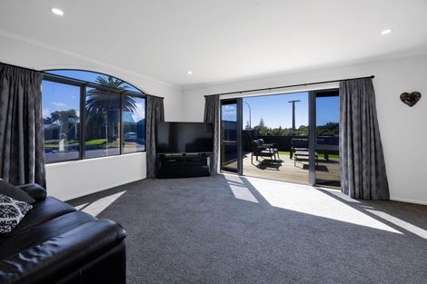 Photo of property in 32 Glasgow Street, Bell Block, New Plymouth, 4312