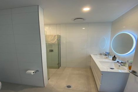 Photo of property in 202/86 Alpha Street, Cambridge, 3434