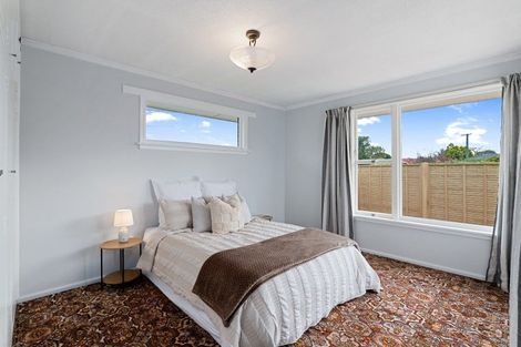Photo of property in 24 Greendale Avenue, Avonhead, Christchurch, 8042