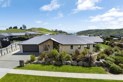 Photo of property in 2 Huntaway Close, Stoke, Nelson, 7011