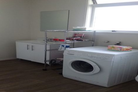 Photo of property in 2 The Promenade, Takapuna, Auckland, 0622