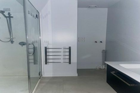 Photo of property in Frank Sargeson Apts, 201/74 Anzac Street, Takapuna, Auckland, 0622