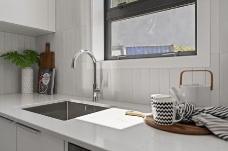 Photo of property in 62 Tiketike Way, Brooklyn, Wellington, 6021