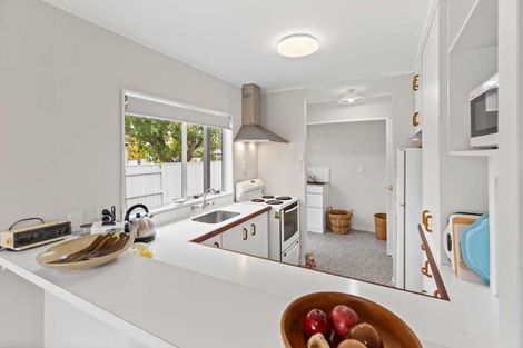 Photo of property in 8 Mercury Street, Milson, Palmerston North, 4414