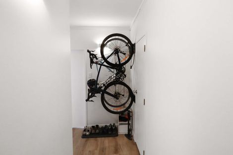 Photo of property in Hobson Court Flats, 23/70u Hobson Street, Thorndon, Wellington, 6011