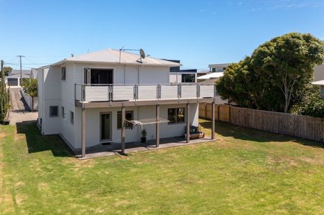 Photo of property in 19a Beach Street, Fitzroy, New Plymouth, 4312