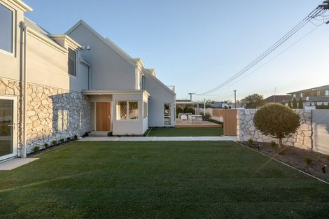 Photo of property in 76 Wai-iti Terrace, Bryndwr, Christchurch, 8052