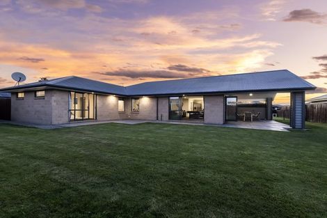 Photo of property in 4 Rhyolite Court, Rolleston, 7614