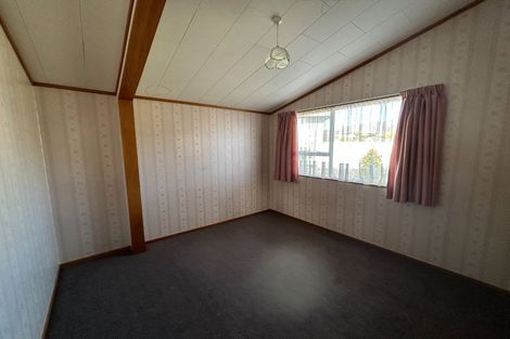Photo of property in 1 Hunter Crescent, Wanaka, 9305