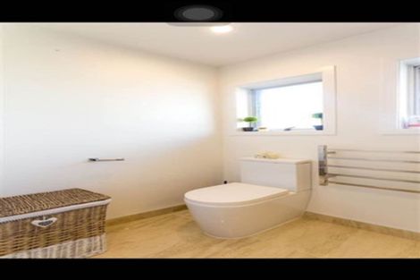 Photo of property in 2/40 Miro Street, New Lynn, Auckland, 0600