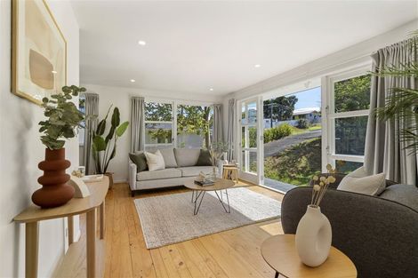 Photo of property in 132 Lancaster Road, Beach Haven, Auckland, 0626