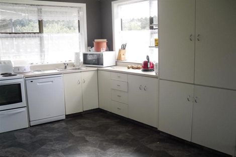 Photo of property in 25 Chartwell Drive, Eltham, 4322