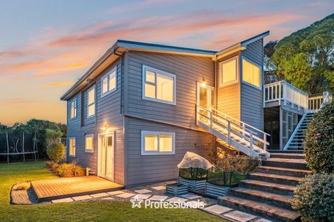 Photo of property in 13 Wilson Grove, Normandale, Lower Hutt, 5010