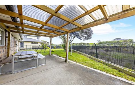 Photo of property in 23 Ginko Place, Mangere, Auckland, 2022