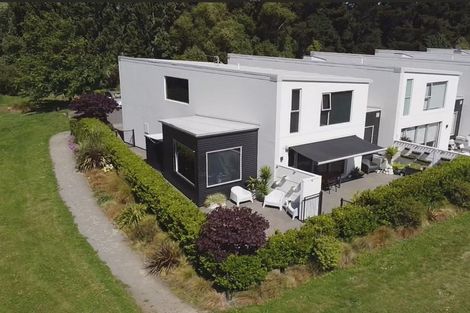 Photo of property in 17 Seager Lane, Hillmorton, Christchurch, 8024