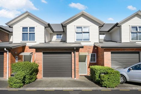 Photo of property in 49 Chiefs Court, Hamilton East, Hamilton, 3216