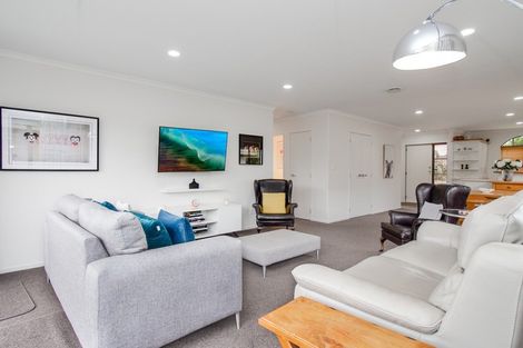 Photo of property in 285unit Vaughan Road, Owhata, Rotorua, 3010