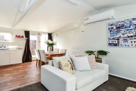 Photo of property in 217 Fox Street, Hamilton East, Hamilton, 3216