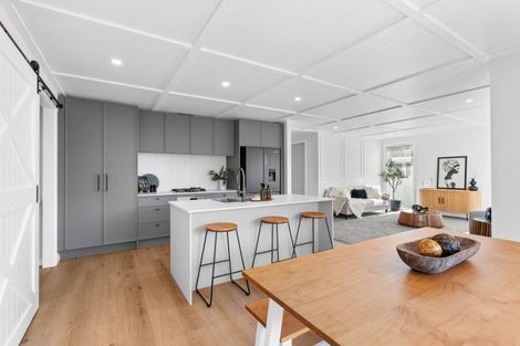 Photo of property in 189 Main Street, Greytown, 5712