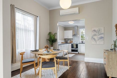 Photo of property in 295 Aberdeen Road, Gisborne, 4010