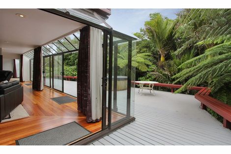 Photo of property in 74 Roberts Road, Glenfield, Auckland, 0629