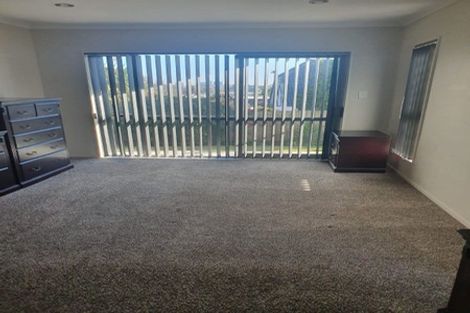 Photo of property in 12a Orams Road, Hillpark, Auckland, 2102