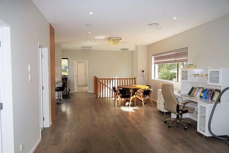 Photo of property in 83a Lake Road, Northcote, Auckland, 0627