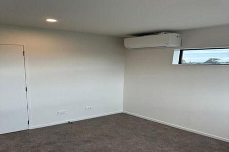 Photo of property in 723a Massey Road, Mangere, Auckland, 2022