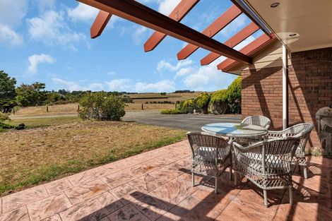 Photo of property in 70 Baylys Coast Road, Dargaville, 0377