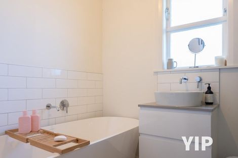 Photo of property in 33 Chesterton Street, Johnsonville, Wellington, 6037