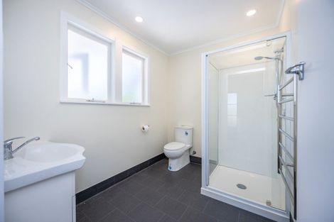 Photo of property in 14 Riverlea Road, Riverlea, Hamilton, 3216