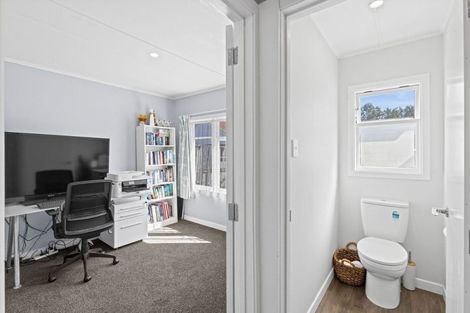 Photo of property in 12 Seddon Street, Aramoho, Whanganui, 4500