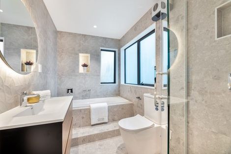 Photo of property in 81b Matipo Road, Mairangi Bay, Auckland, 0630