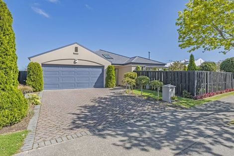 Photo of property in 35 Beechwood Drive, Northwood, Christchurch, 8051